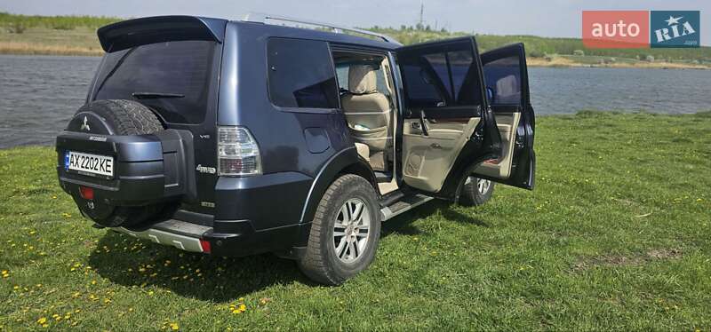 Mitsubishi Pajero Wagon 2007