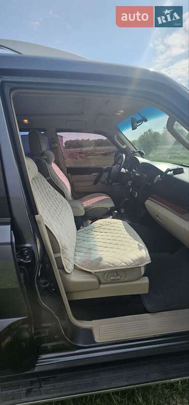 Mitsubishi Pajero Wagon 2007