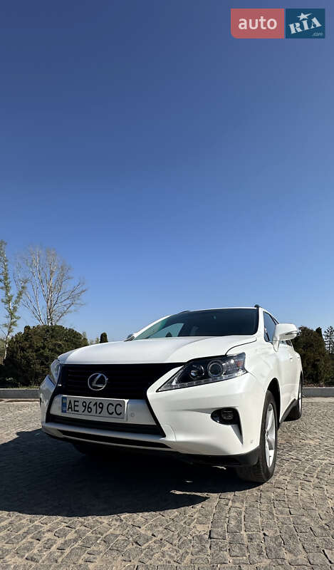 Lexus-13