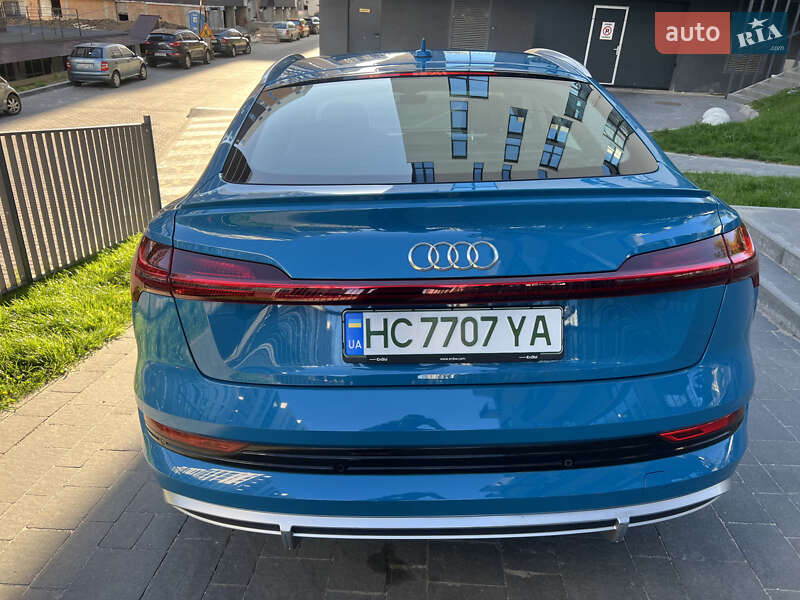 Audi-5