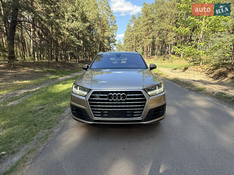 Audi-65