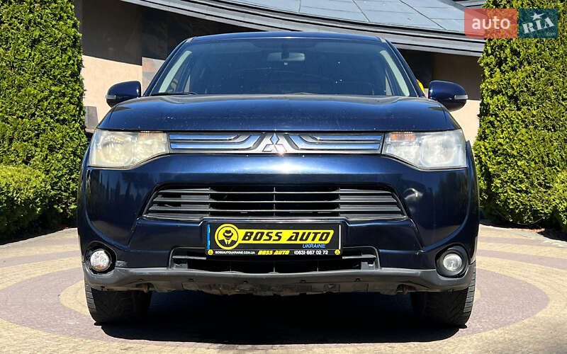 Mitsubishi Outlander 2013