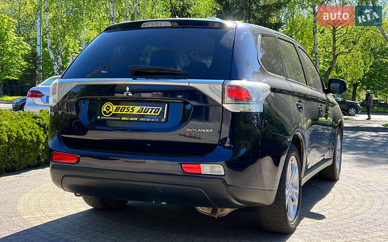 Mitsubishi Outlander 2013