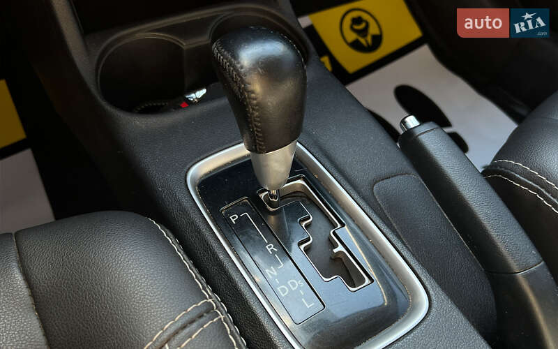 Mitsubishi Outlander 2013