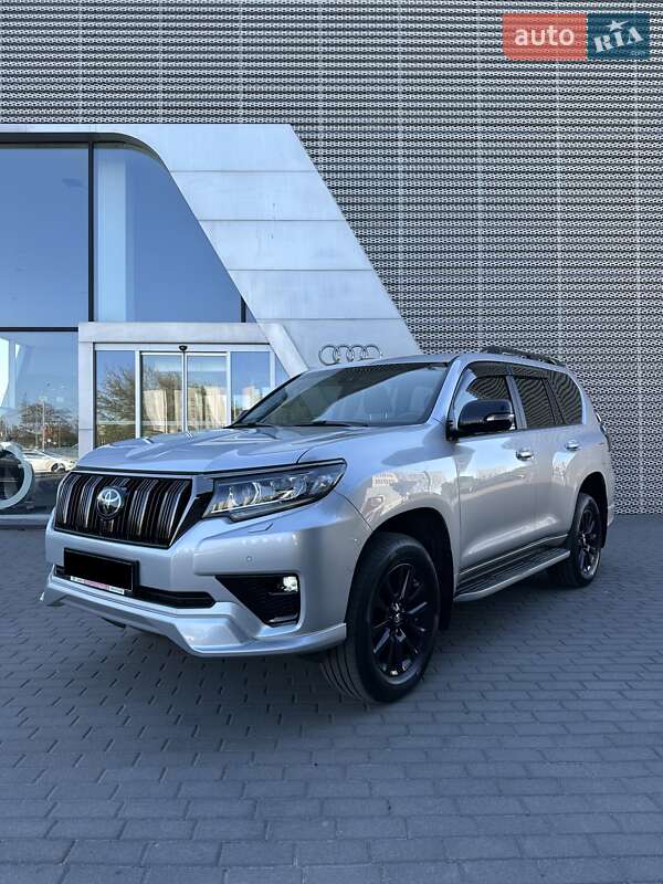 Toyota Land Cruiser Prado 2020