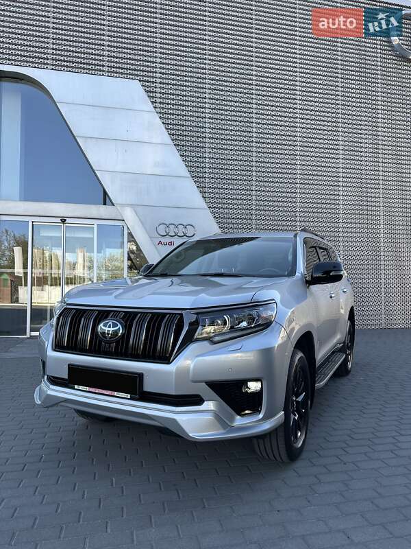 Toyota Land Cruiser Prado 2020