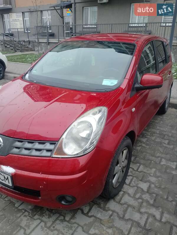 Nissan-5