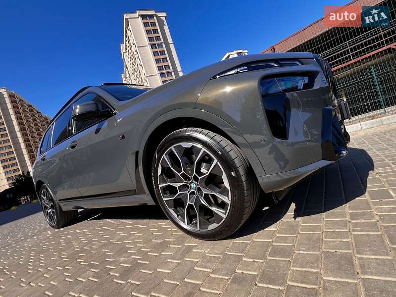 BMW X7 2024