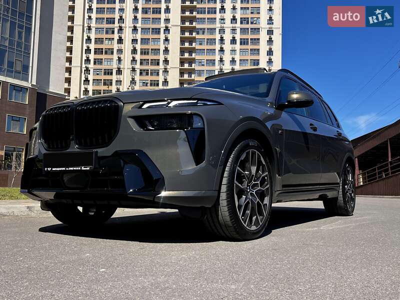 BMW X7 2024