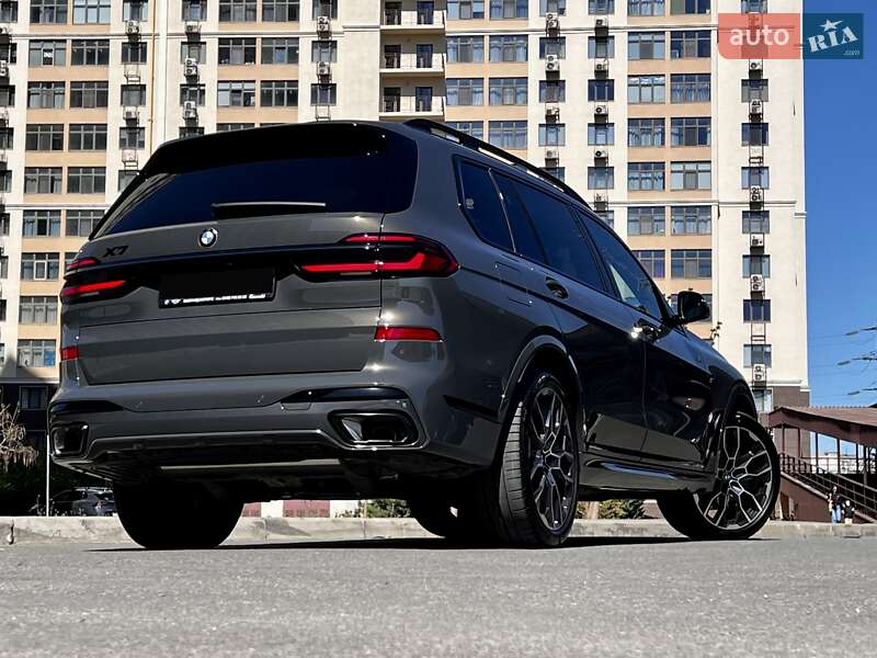 BMW X7 2024