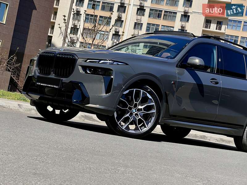 BMW X7 2024