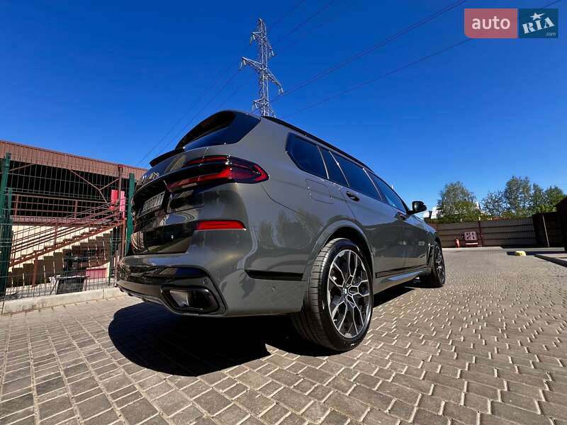BMW X7 2024
