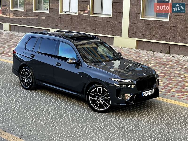 BMW X7 2024