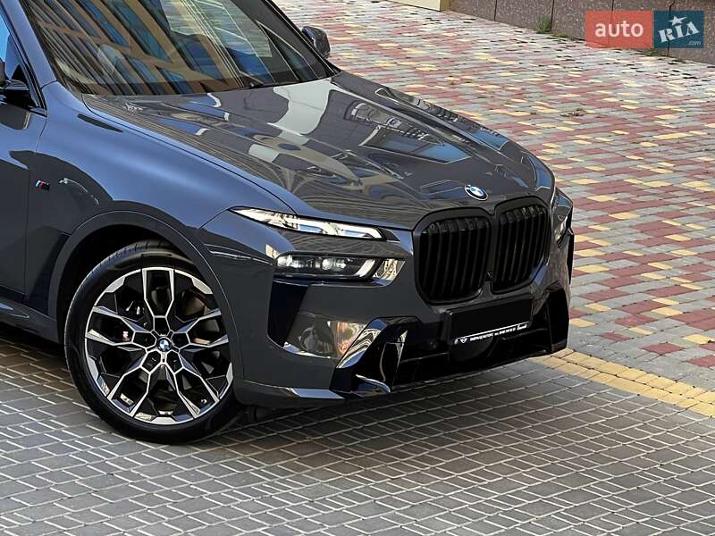 BMW X7 2024