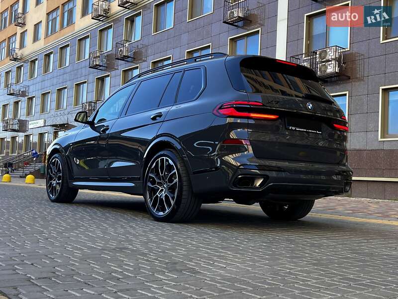 BMW X7 2024