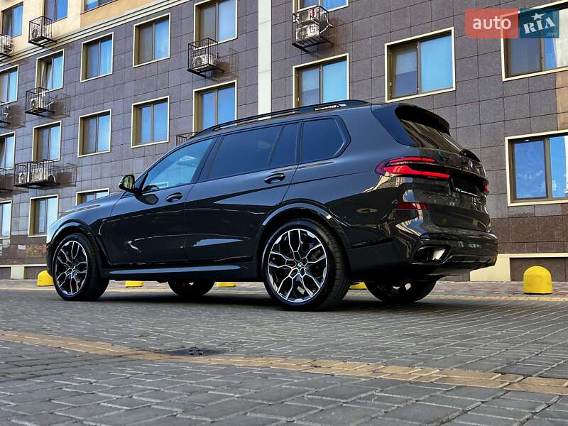 BMW X7 2024