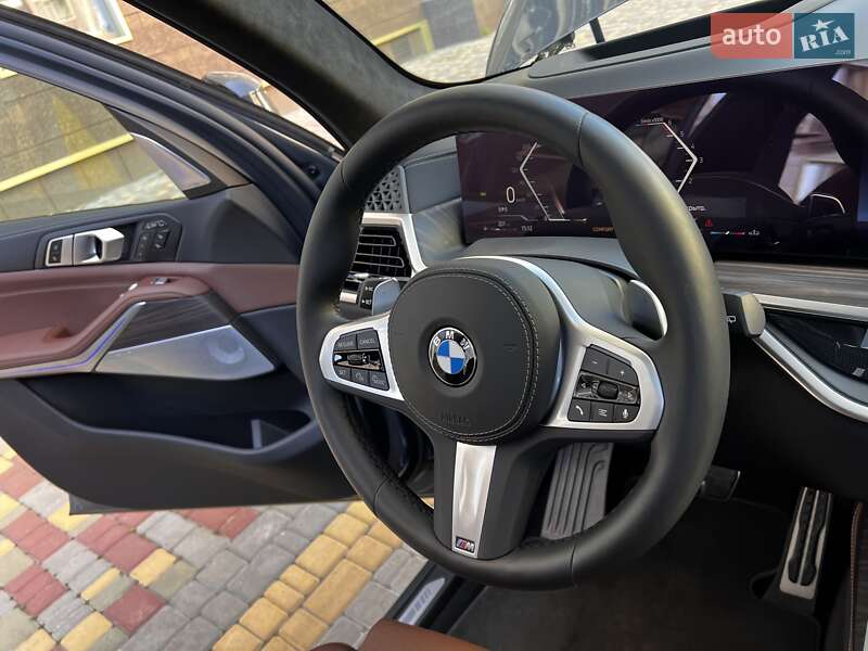 BMW X7 2024