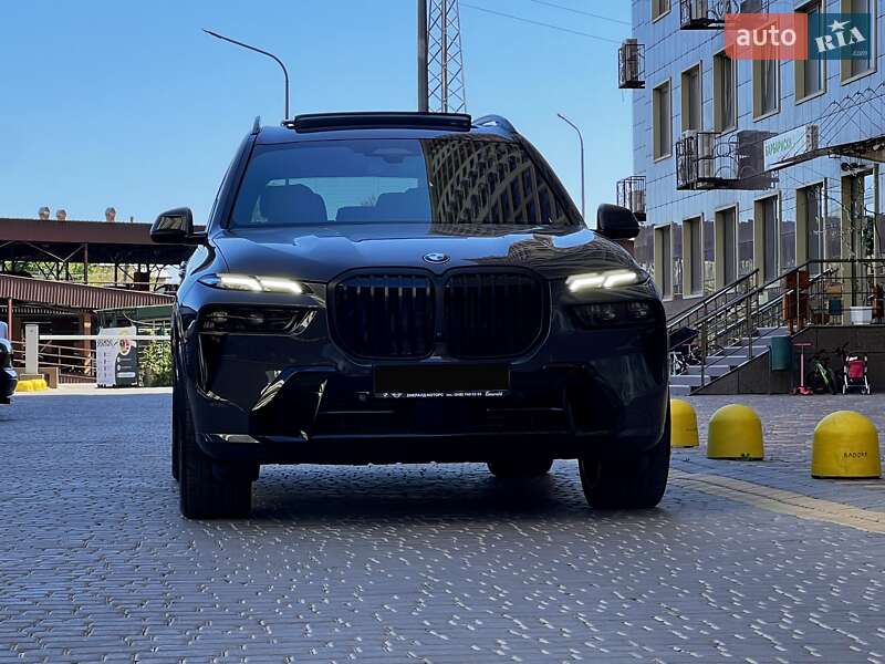 BMW X7 2024