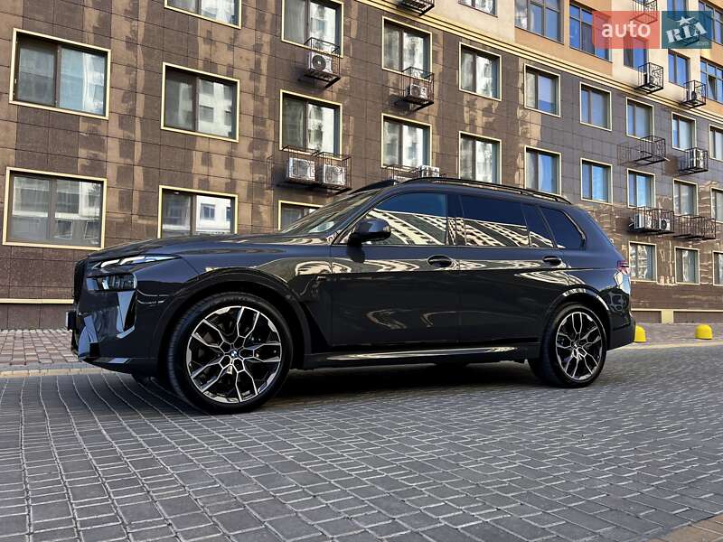 BMW X7 2024