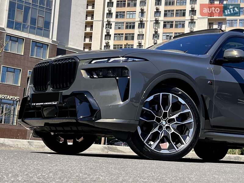 BMW X7 2024