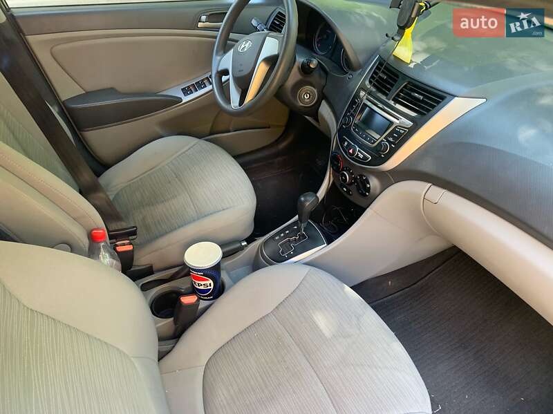 Hyundai-4