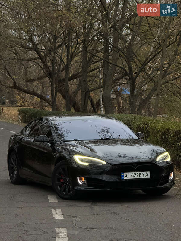 Tesla-4