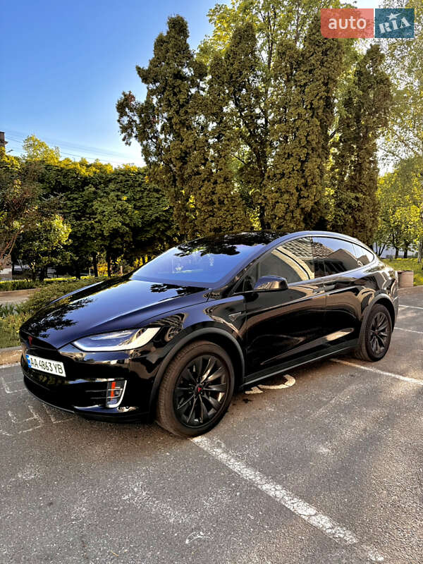 Tesla-10