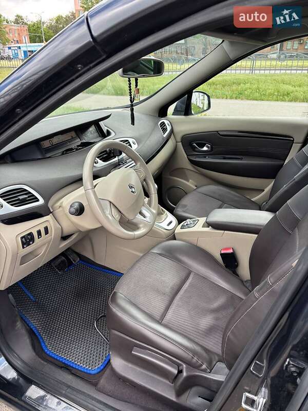 Renault Megane Scenic 2010