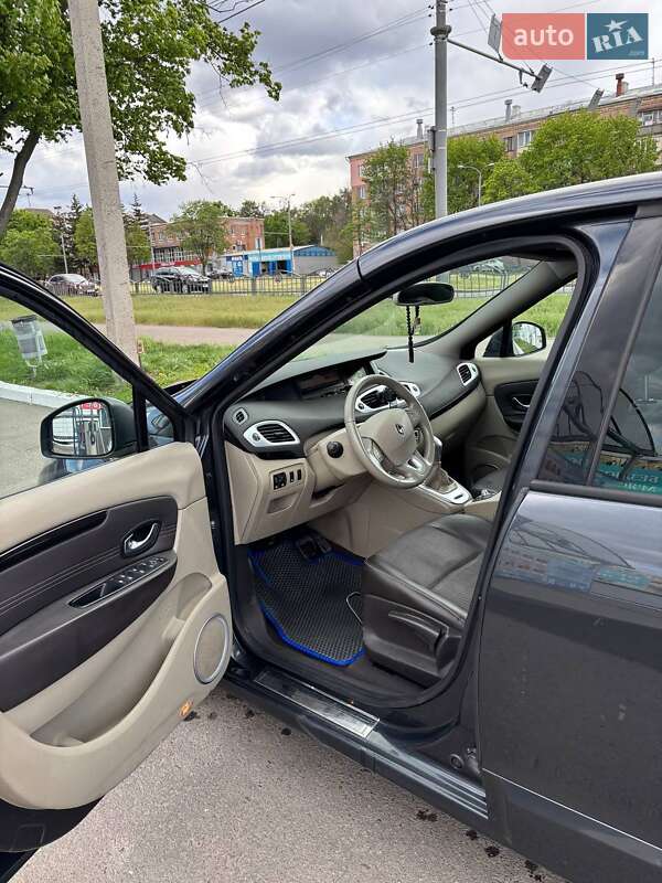 Renault Megane Scenic 2010