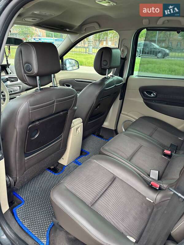 Renault Megane Scenic 2010