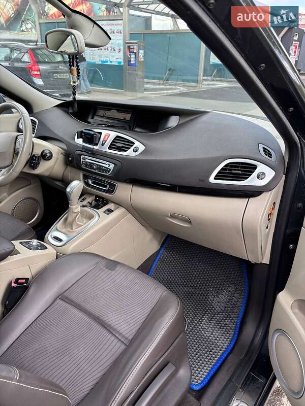 Renault Megane Scenic 2010