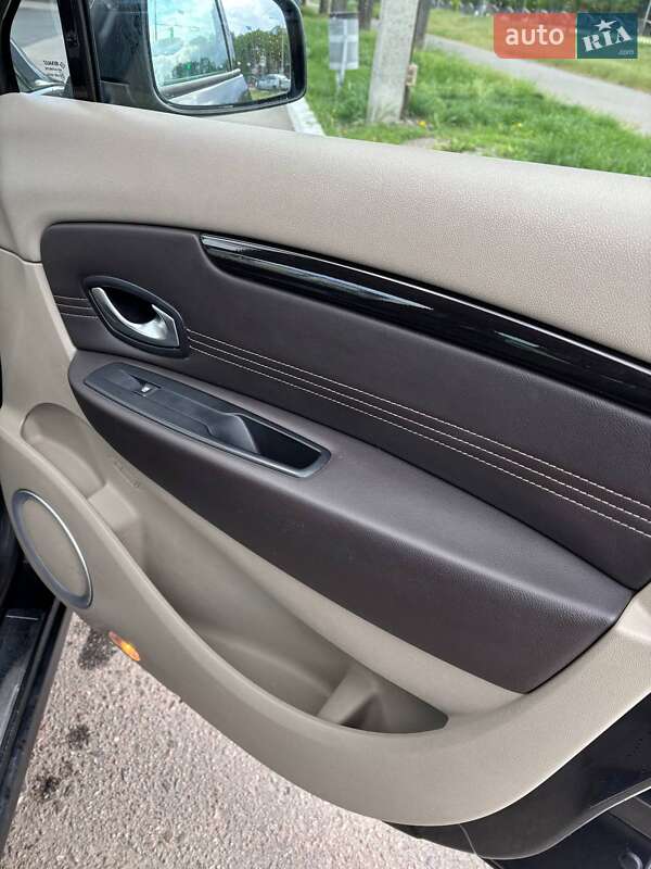 Renault Megane Scenic 2010