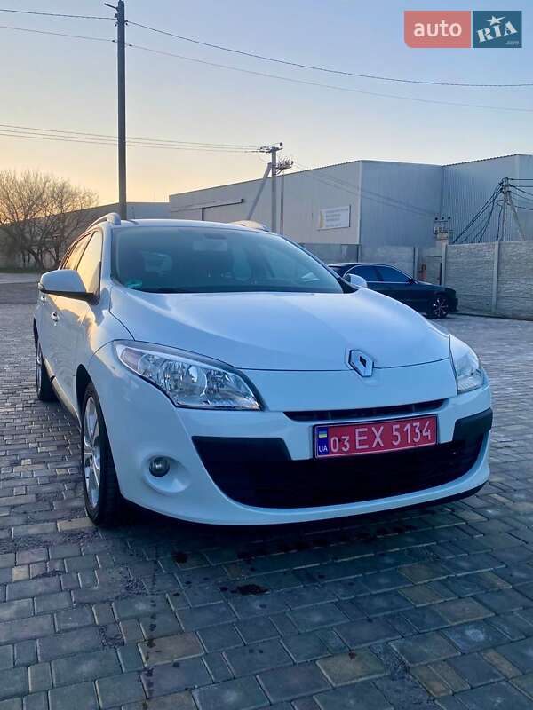 Renault-23