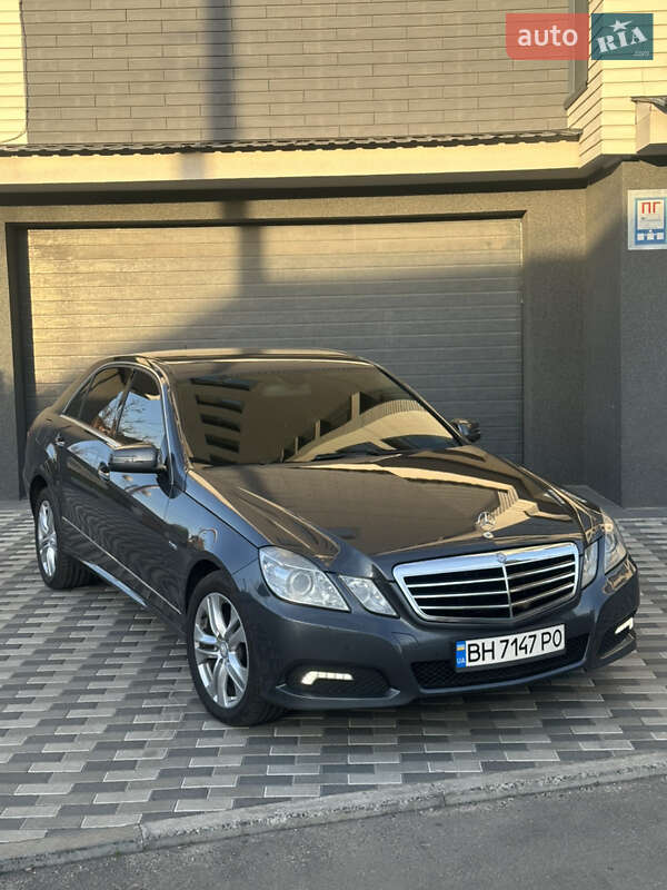 Mercedes-Benz-20