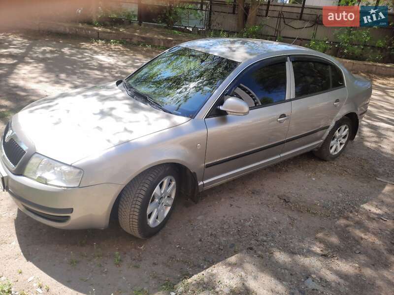 Skoda Superb 2007