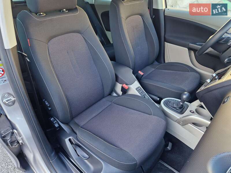 SEAT-85