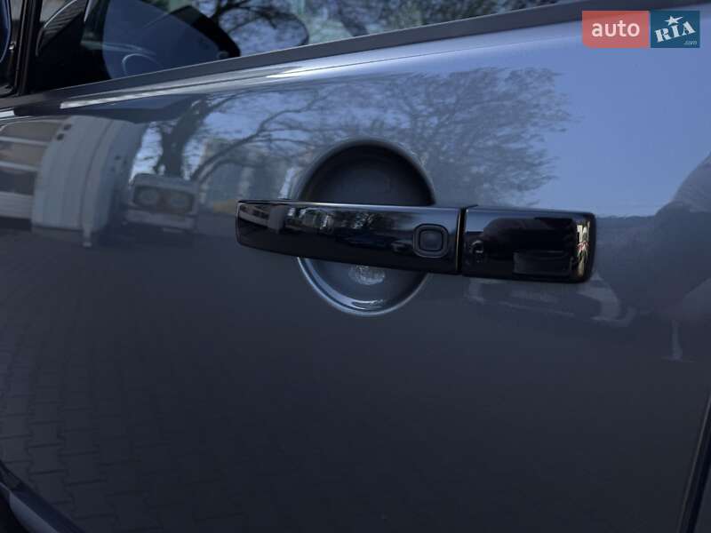 Land Rover Discovery 2015