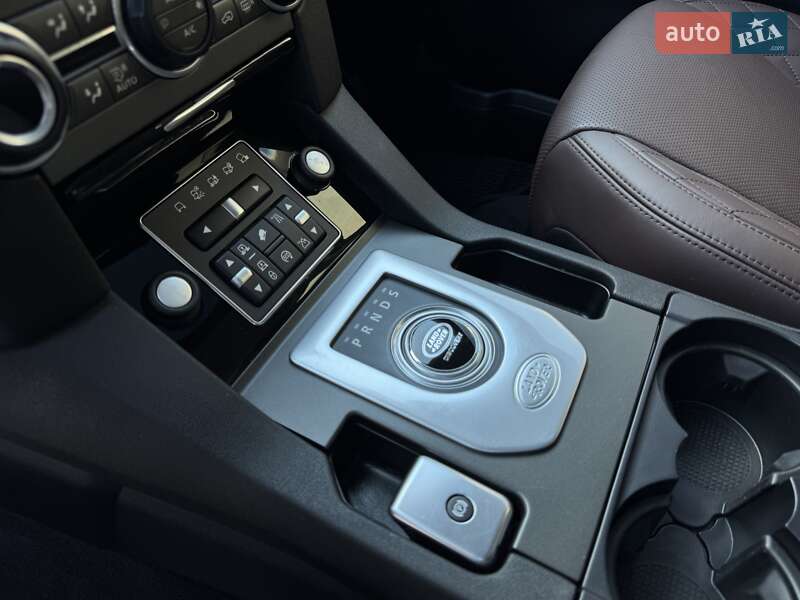 Land Rover Discovery 2015