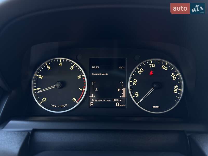 Land Rover Discovery 2015