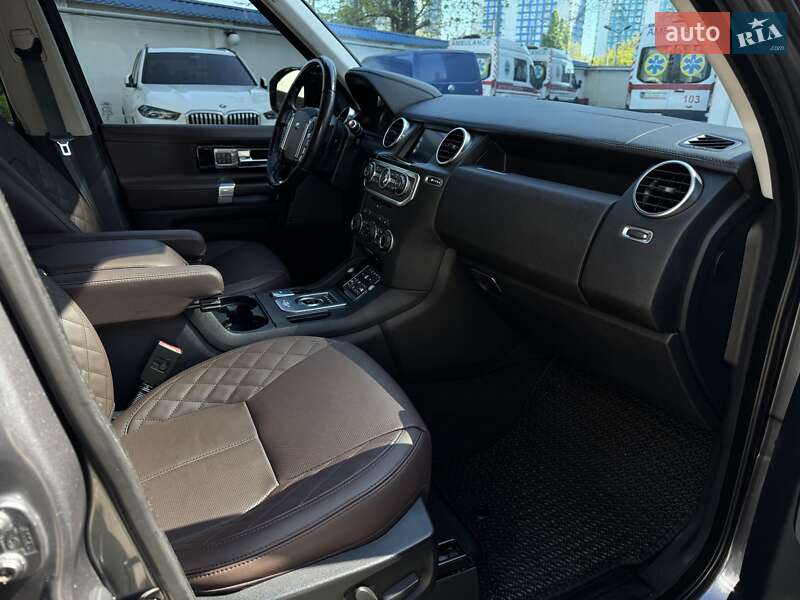 Land Rover Discovery 2015