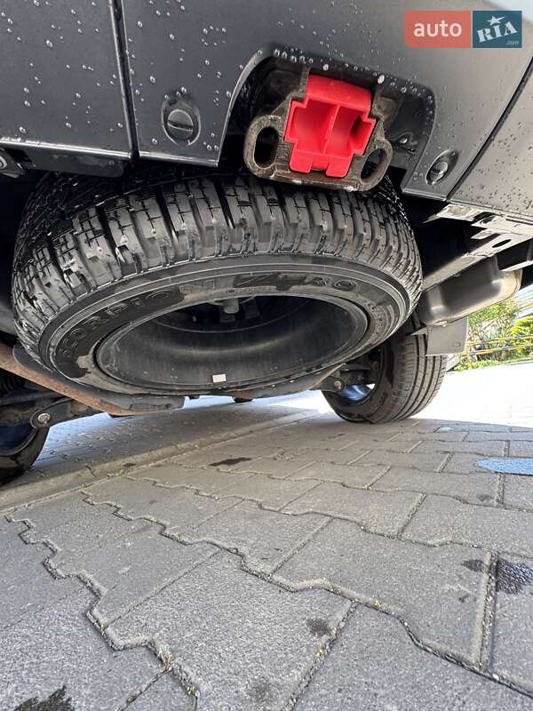 Land Rover Discovery 2015