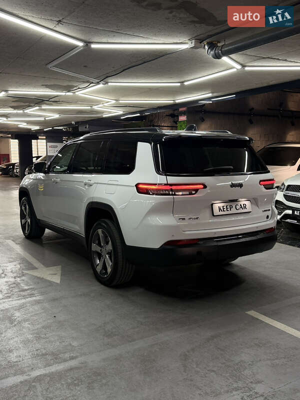 Jeep Grand Cherokee 2021