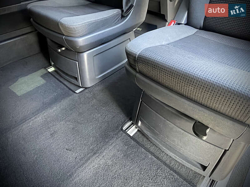 Volkswagen Multivan 2011