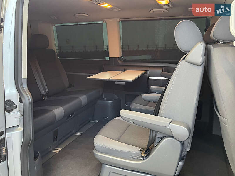 Volkswagen Multivan 2011