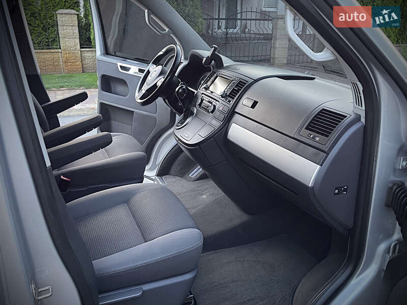 Volkswagen Multivan 2011