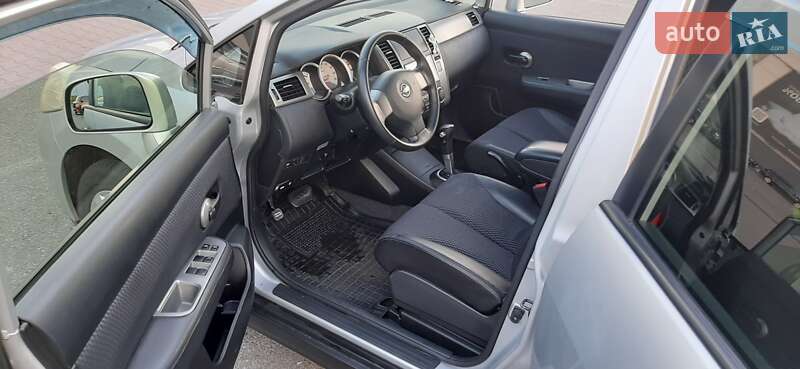 Nissan-14