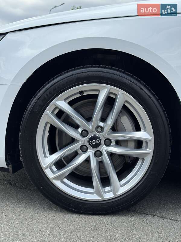 Audi A4 2016
