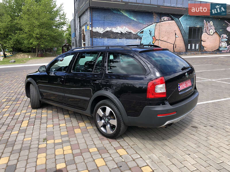 Skoda Octavia Scout 2013