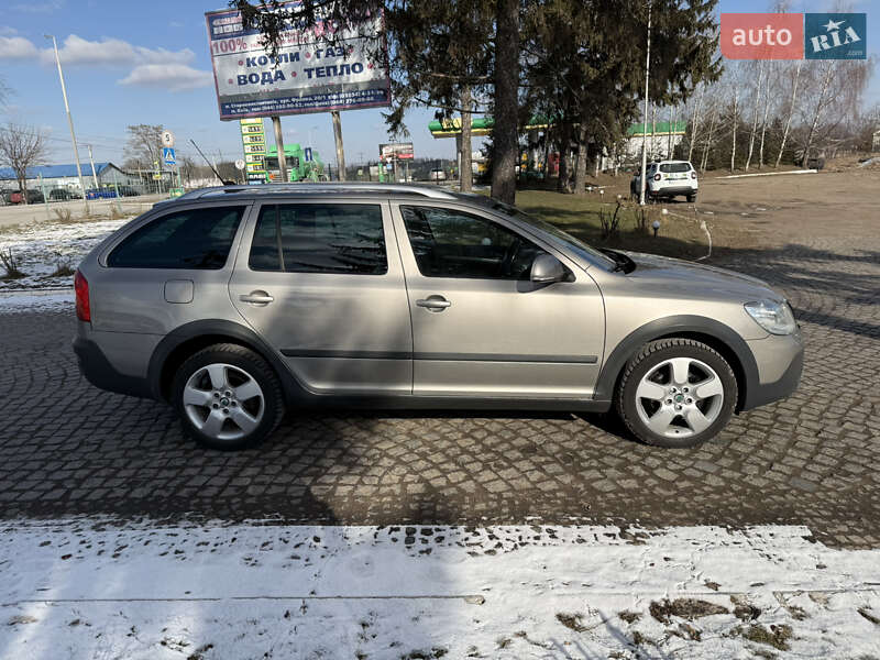 Skoda Octavia Scout 2013