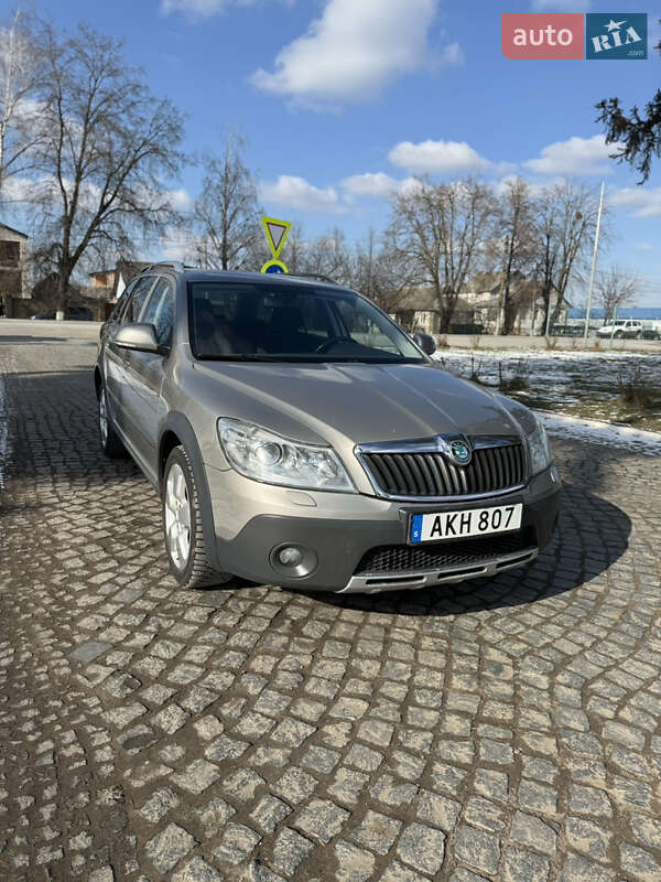 Skoda Octavia Scout 2013